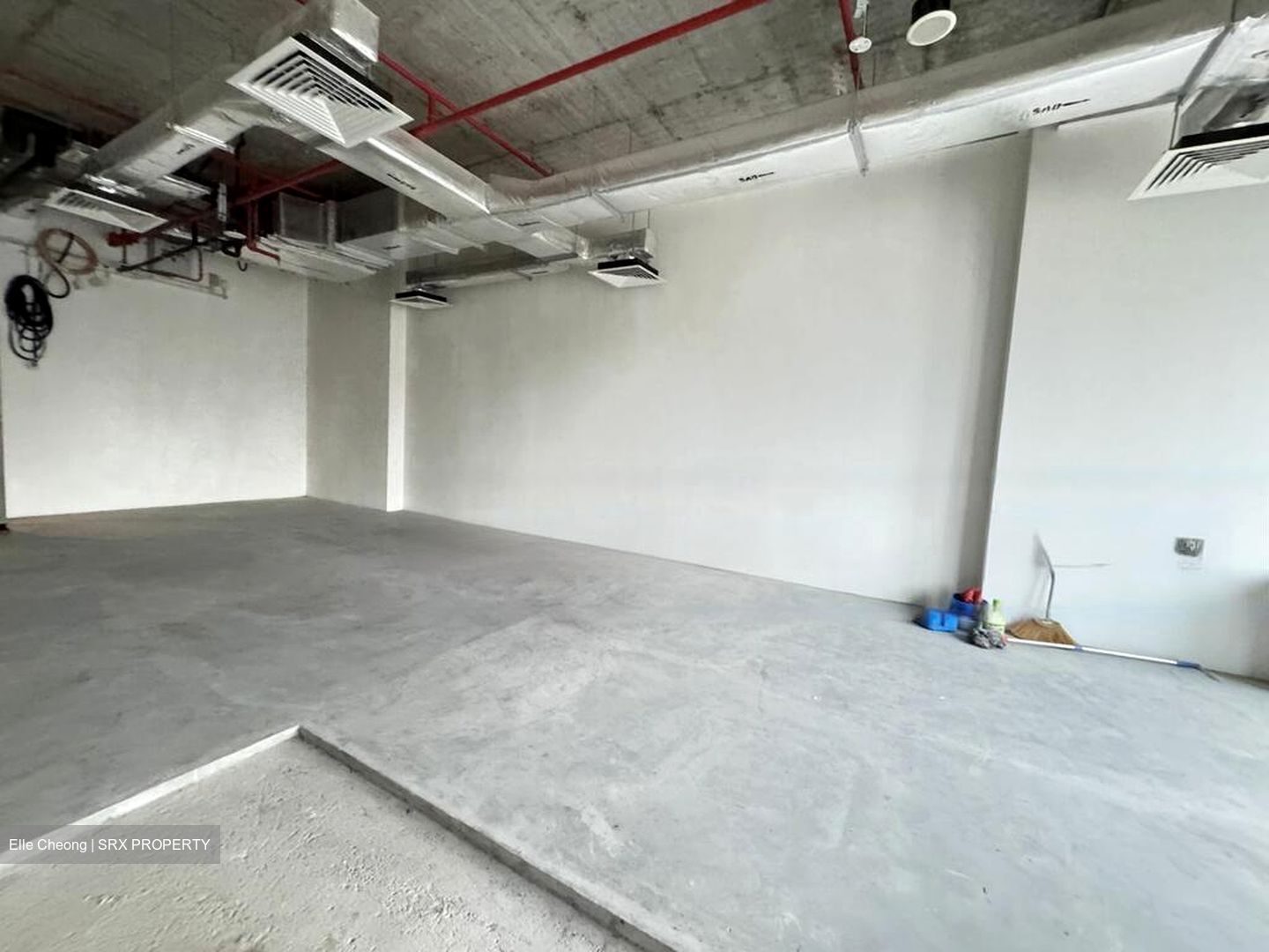 Connexion (D8), Retail #454325761